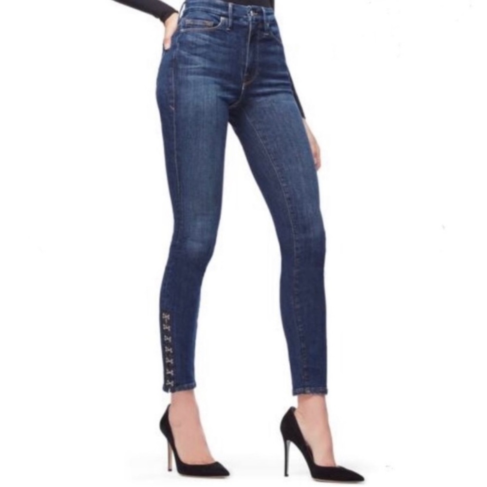 Good American jeans. Gently used great condition.Very flattering and comfortable